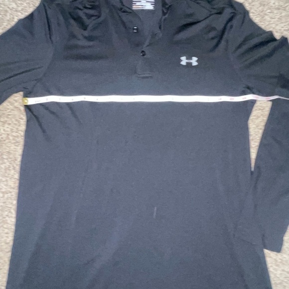 Under Armour Men's Black Long Sleeve Shirt - Picture 6 of 6